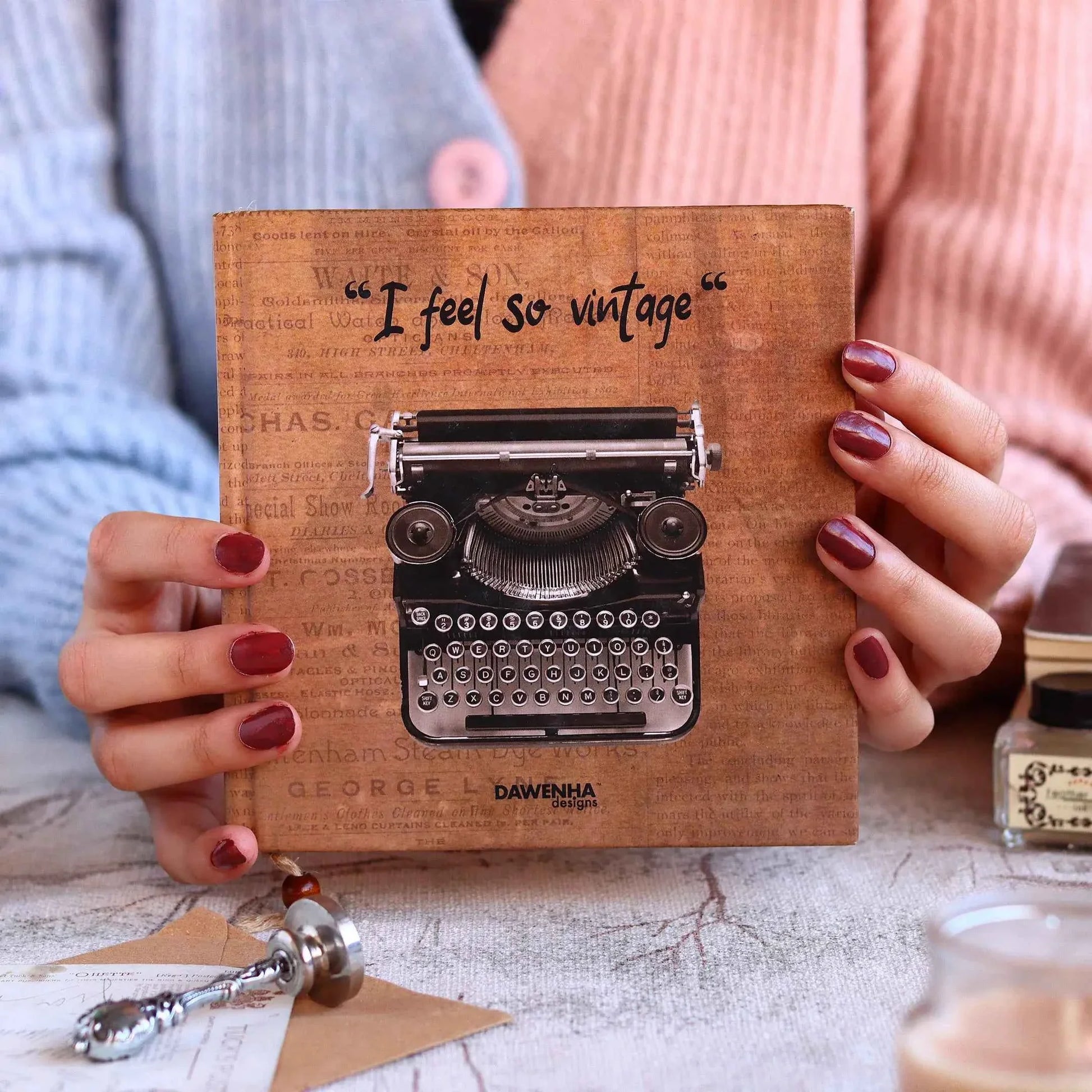 I Feel So | Vintage Notebook notebook Dawenha | دونها