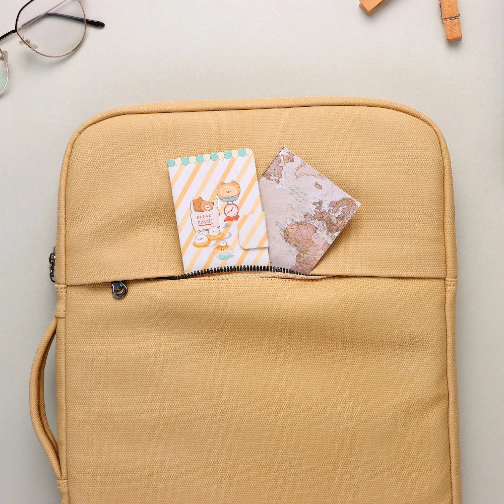 Hand Laptop Sleeve | Latte Dawenha | دونها