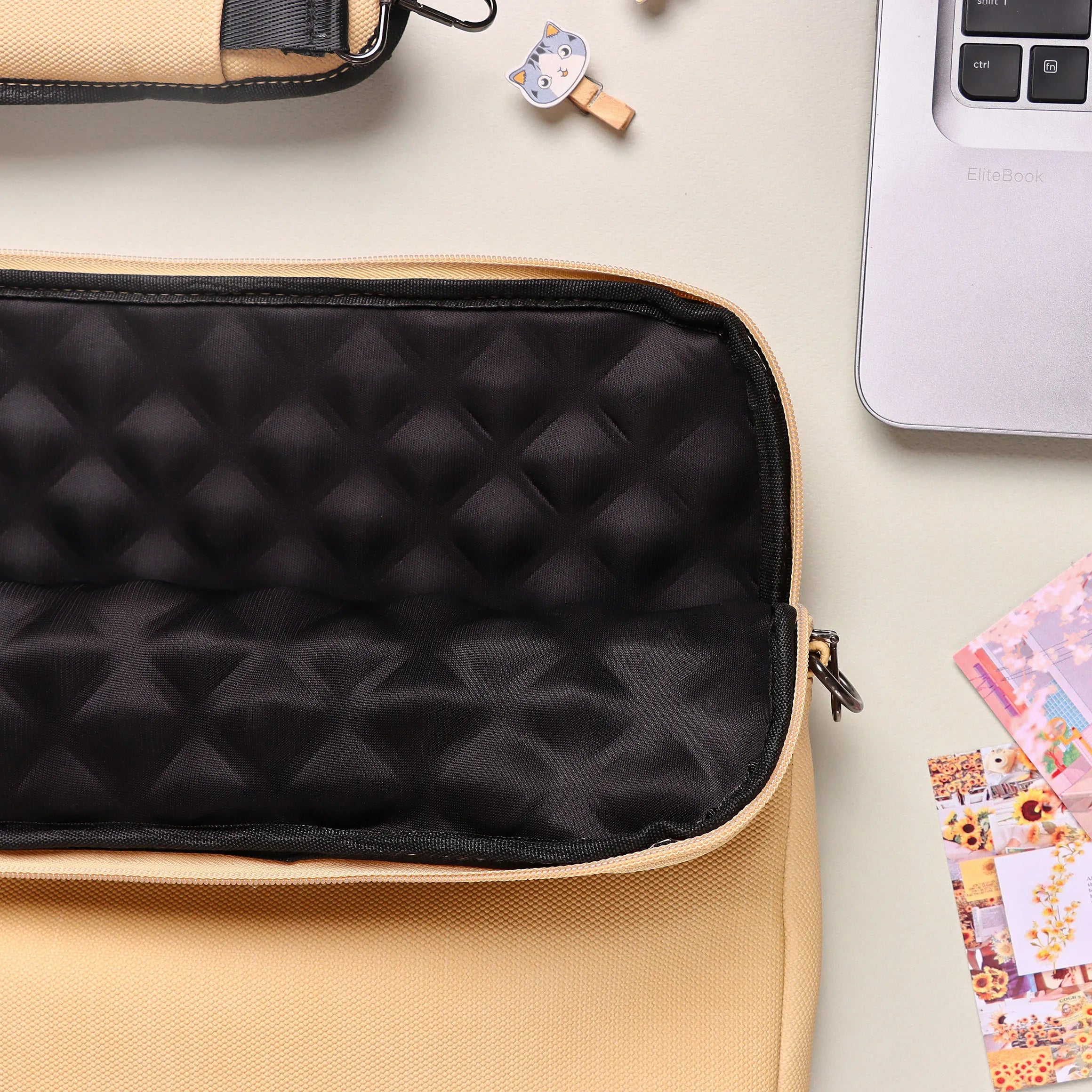 Shoulder Laptop Sleeve | Latte Dawenha | دونها