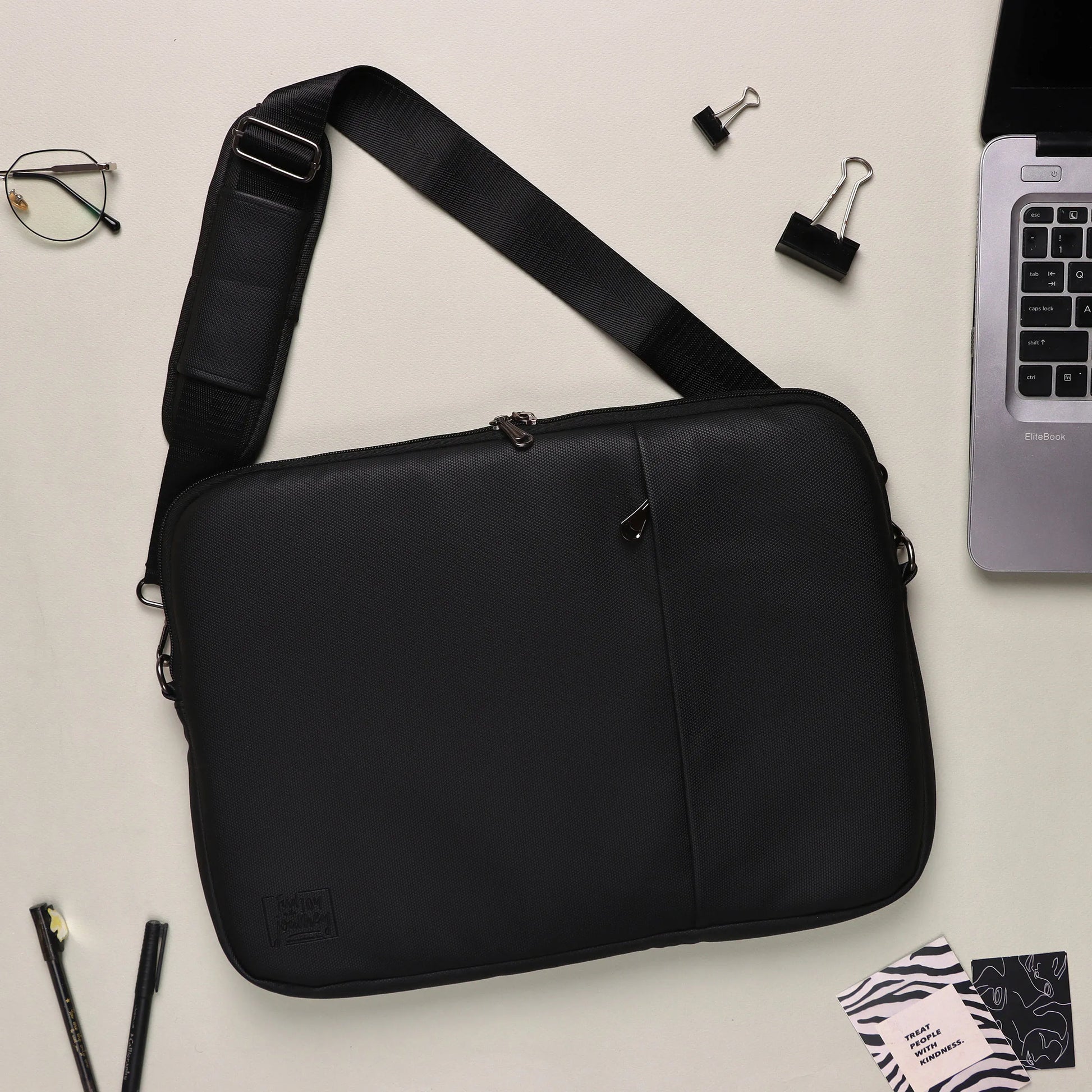 Shoulder Laptop Sleeve | Black Dawenha | دونها